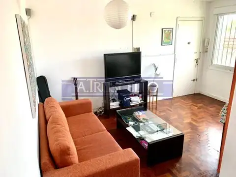 Departamento en Venta en La Lucila Vias / Libertador, USD 95.000
