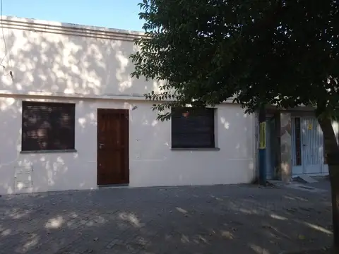 Venta casa + departamento. Rioja 4415. Ideal Inversión.
