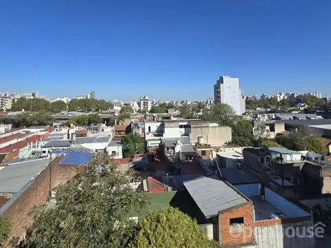 Departamento 2Amb Alquiler en Pesos Boedo Av San Juan muy luminoso balcon vista abierta