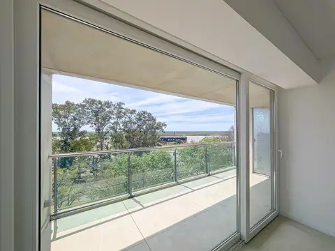 Departamento en venta de 3 dormitorios con vista al Río en Edifcio Frida (Centro Río)