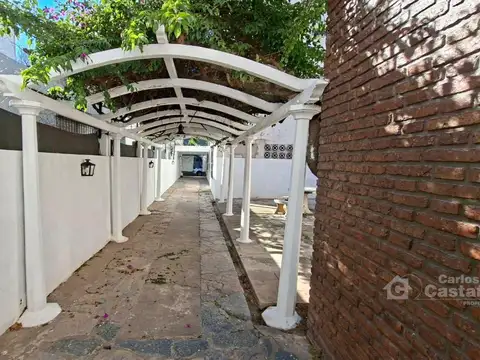 Depto Tipo Casa en Alquiler de 5 ambientes