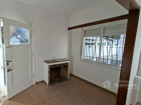 Depto Tipo Casa 5 ambientes con 2 baños