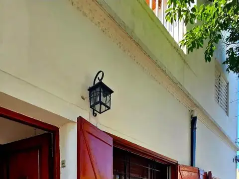 Depto Tipo Casa en Venta de 4 ambientes