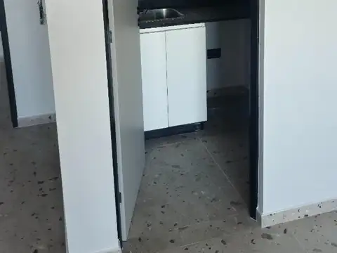 Oficina 2 ambientes con 1 baño