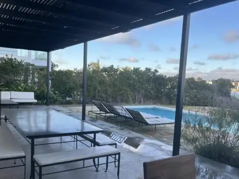 Casa en Alquiler de 5 dormitorios