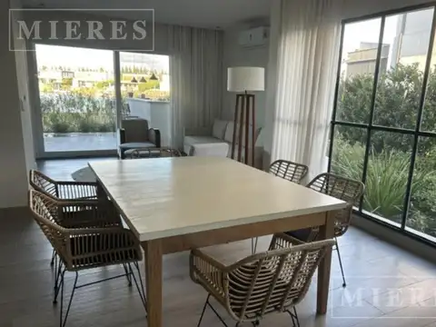 Casa en Alquiler al Oeste