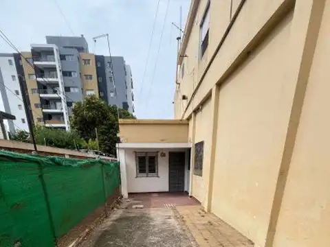 Juan José Castelli 334 , Piso 0