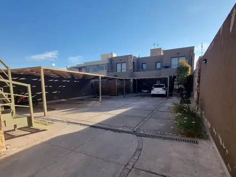 Departamento en Alquiler de 6 ambientes