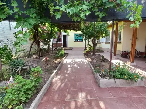 VENTA CASA BARRIO GUEMES LAS HERAS MENDOZA