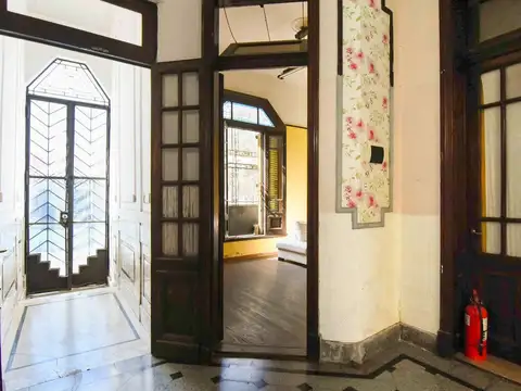 Depto Tipo Casa en Venta de 5 ambientes