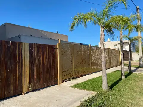 Casa en venta - Barrio Parque Matheu    ID 4726