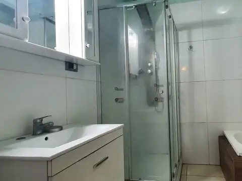 Casa en venta - Barrio Parque Matheu    ID 4726