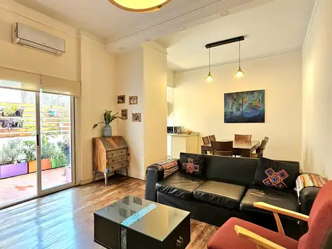 Bermudez  al 1700, piso 1