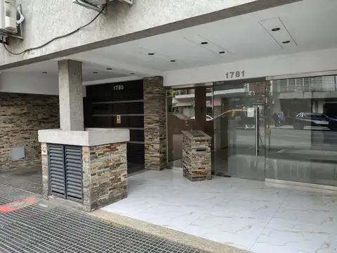 MUY LINDO DEPTO – REGIA VISTA – EXCELENTE ESTADO - ORIENTACION "OESTE"