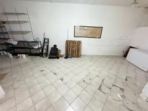 Galpon en Alquiler 11  mts Frente