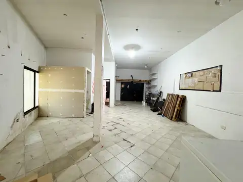 Galpon en Alquiler 18  mts Fondo