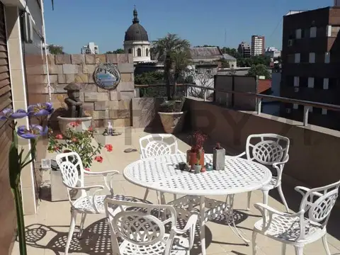 Departamento en Venta de 6 ambientes