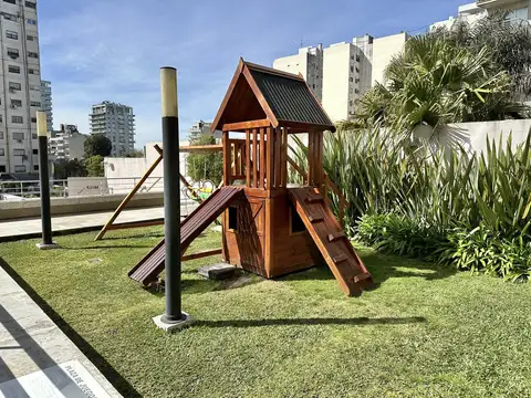 Rosales 2793