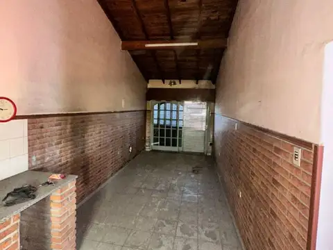 Casa - Venta - Argentina, La Matanza - AV. CRISTIANIA 3139