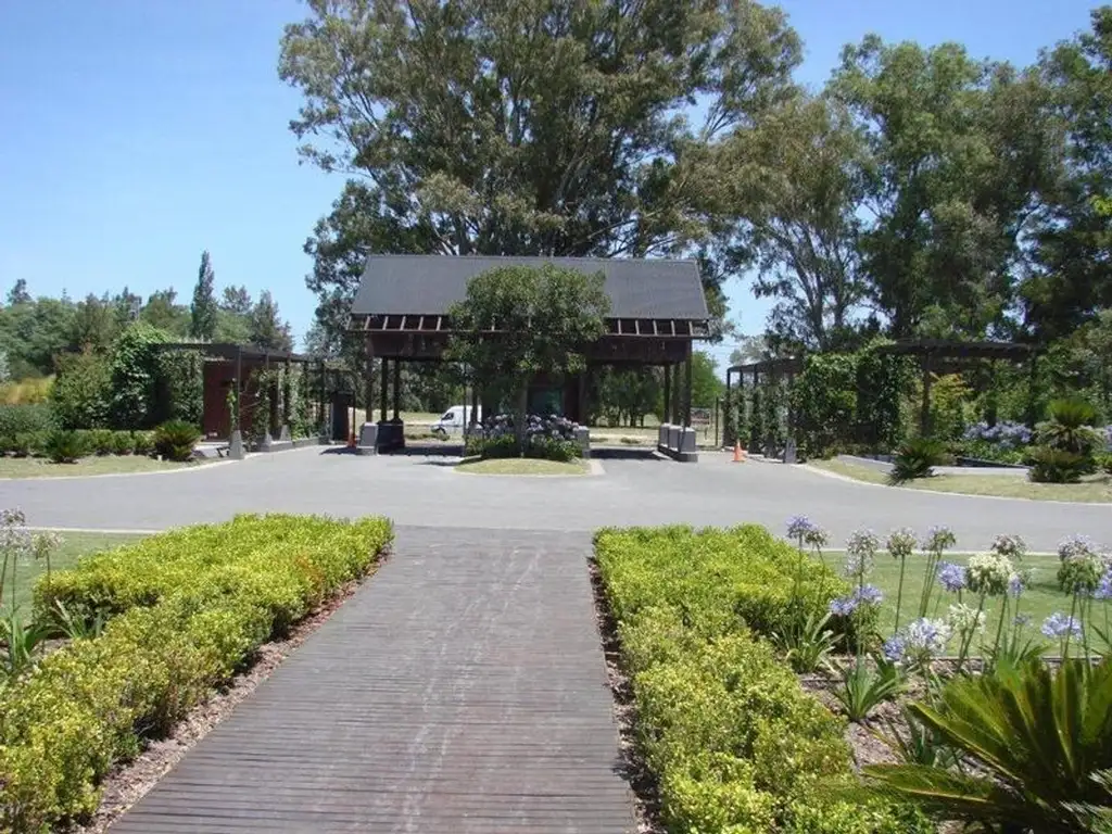 Emprendimiento en Rincon De Milberg - Etapa: En construcción