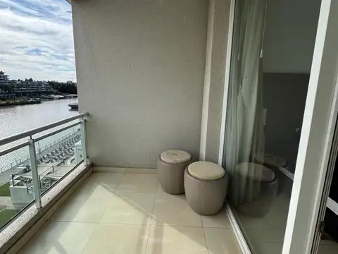 Departamento de 2 ambientes amoblado con balcón