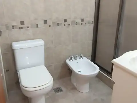 Depto Tipo Casa en Venta con 1 cochera