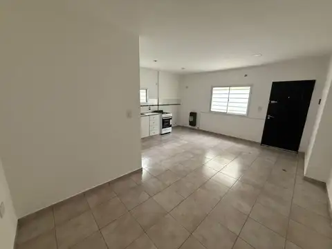 Departamento en Alquiler con 1 cochera