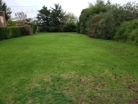 Lote en venta en Barrancas de San José - Orientación Norte