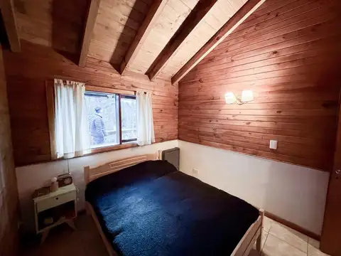 Casa en Alquiler con 1 cochera