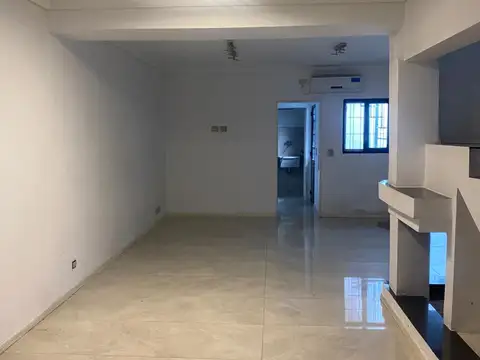 Casa en Venta en Villa del Parque, USD 350.000