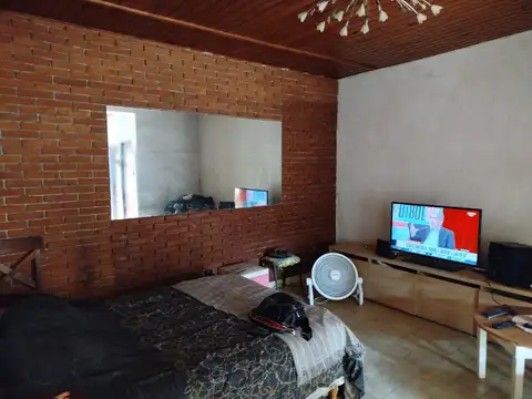 Depto Tipo Casa 3 ambientes con 1 baño