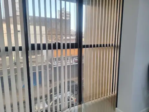 Venta oficina en  Quilmes Centro