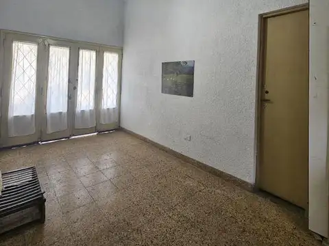 Casa en Venta en Mataderos, USD 130.000