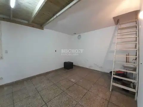 LOCAL EN VENTA. A METROS DE LA AVENIDA 3, CENTRO