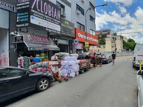 LOCAL EN VENTA  - ZONA TEXTIL AVELLANEDA