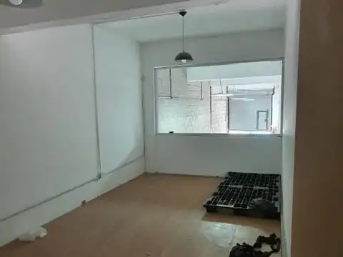 Local en Alquiler en Flores, USD 850.000