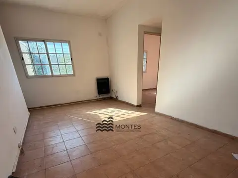 Departamento 3 amb  con patio en Moron.