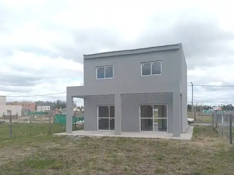 RP6, Los Cardales, Provincia de Buenos Aires, Argentina. 100