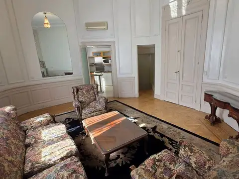 Departamento en Alquiler de 5 ambientes