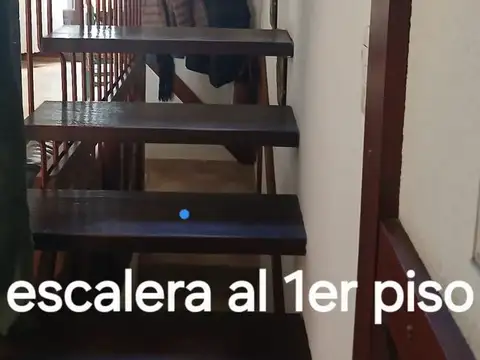 Depto Tipo Casa 3 ambientes con 2 baños