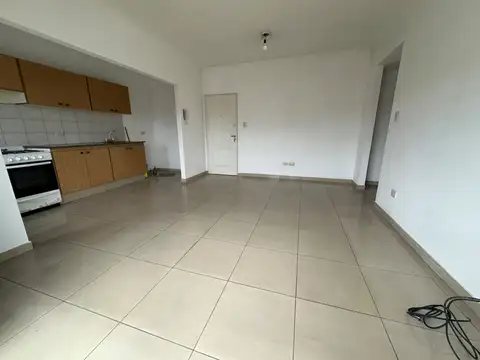 Alquiler de amplio departamento 2 ambientes en V. Dominico