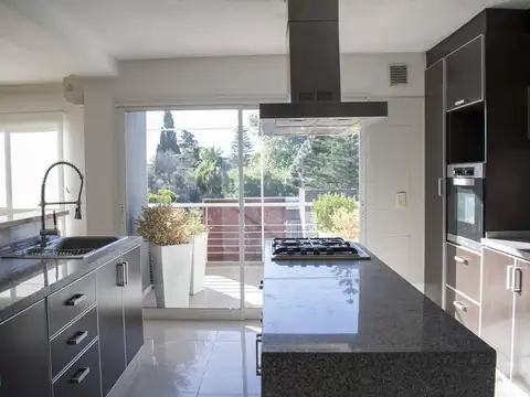 Departamento en Venta en Olivos Uzal / Panamericana, USD 510.000