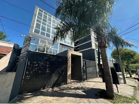 EXCELENTE DEPARTAMENTO MONOAMBIENTE EN MORON