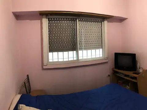 Depto Tipo Casa 4 ambientes con 2 baños
