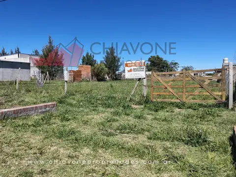 Lote de 812 m² en Gral Hornos, c/mejoras - L10106