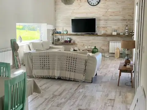 Casa en Venta en Costa Esmeralda, USD 320.000