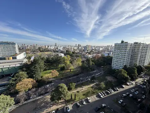 Santos Dumont 2700, Piso 15