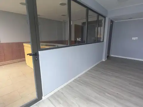 Oportunidad  Excelente Oficina en Venta, Apto Credito