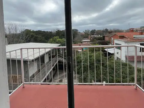 Alquiler Apartamento 2 dormitorios con balcón
