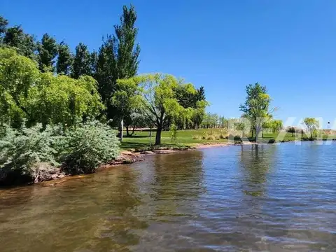 Terreno en Venta de 749,0 m2